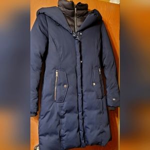 Soia & Kyo Malene Down Coat. Navy. Size small.